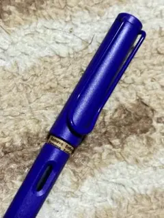 Item thumbnail for item 0053cc5c-fc07-44cd-8798-a525f3eb2c5c