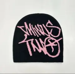 ビーニー　y2k　海外ストリート　 corteiz コーテイズ　ピンク　黒