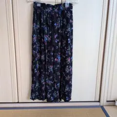 HK WORKS LONDN 花柄ロングフレアスカートのサムネイル