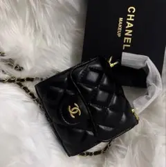 CHANEL ノベルティキルティングバッグ ブラック ミラー付き　コスメポーチ