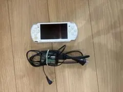 【ジャンク品】SONY PSP3000 本体 ホワイト　充電器、ソフト付き