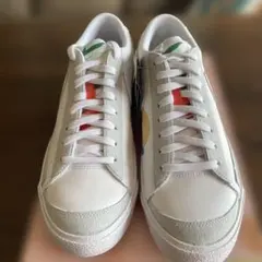 新品、Nike Blazer Low スニーカー ホワイト/ブルー/オレンジ