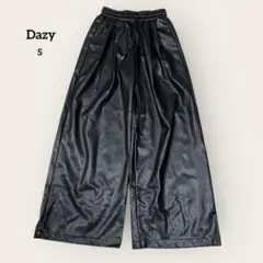 Dazy モードカジュアルフェイクレザーワイドパンツ ストリート S