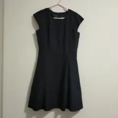 ワンピース　紺　ナチュラルビューティーベーシック