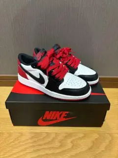 NIKEエア ジョーダン 1 レトロLOW OG Black Toe 23cmのサムネイル
