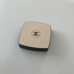レベージュパレットルガールクールドゥシャネル