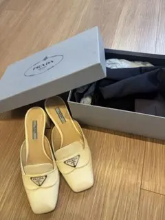 PRADA♡プラダスクエアトゥミュールパンプスローファー 2026年最新】PRADA つま先：スクエアトゥ レディース ミュールの人気