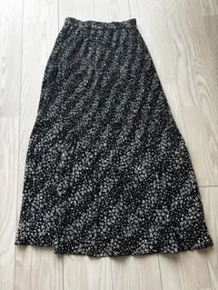 ⭐️SALE アウィーエフ　花柄　プリーツスカート