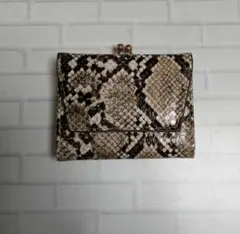 パイソン柄★2つ折りがま口財布