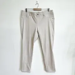 【大きいサイズ】ベージュ スリムフィットパンツ レディース　5L 春秋