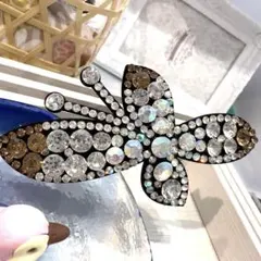 ☆✴︎ヘアピンコーナー533の5キラキラストーン大きめ蝶々ジュエリーヘアピン可愛い