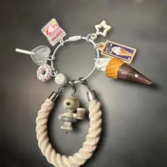 じゃらじゃらキーホルダー　スヌーピー　アイスクリーム　ホワイト