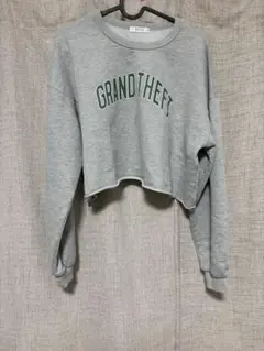 グレー クロップドトレーナー　FUN