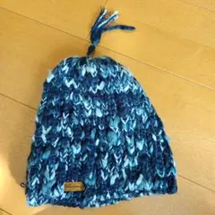 Billabong 編み込みニット帽 ポンポン付き