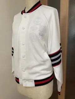 Item thumbnail for item 7a7f2280-d0b0-42b0-8630-644670f8adbc