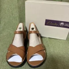 【新品箱付き】Clarks ウェッジサンダル　38