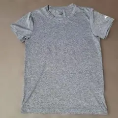 PUMA グレー Tシャツ 160サイズ