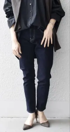 Item thumbnail for item 81f5db1e-92ff-4139-974c-5eba752e8966