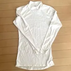 白インナーシャツ