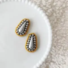 シンプル シルバーしずく オレンジイエロー ビーズ刺繍 ピアス/イヤリング