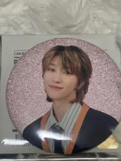 セブチ　HOLIDAY 缶バッジ　ミンハオ