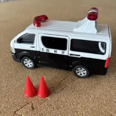 2026年最新】トミカハイエースパトカーの人気アイテム - メルカリ