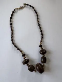 木製　ネックレス　ビンテージ　ゴールド　アクセサリー　箱無し　カジュアル