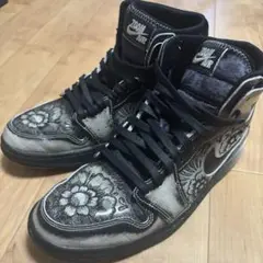 NIKE AIR JORDAN 1 死者の日のサムネイル