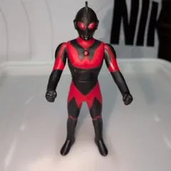 ウルトラヒーローシリーズ27　ウルトラマンダーク　ソフビ　フィギュアのサムネイル