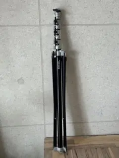 Item thumbnail for item e5d41eff-fa54-4226-b6db-23b02399b2c3