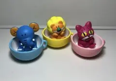 たべっ子どうぶつ　ガチャガチャ