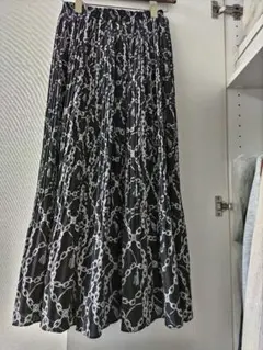 マキシ丈スカート チェーン柄 黒 フリーサイズ