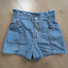 ででで、デニムハーフパンツがカワちぃ!サイズ140ZARAザラ ボタン付き