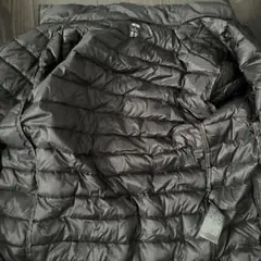 UNIQLOユニクロ ダウンジャケット濃紺色レディースM　軽量・保温性　値下げ中