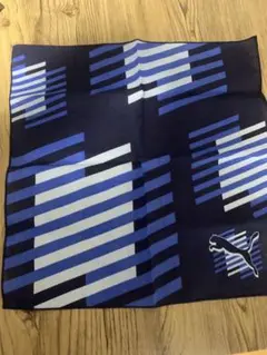 PUMA★ブルー★カジュアル。ハンカチ