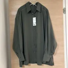 ユニクロ　シアーシャツ　XL カーキ 長袖