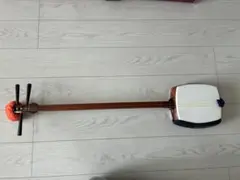 長唄三味線 細棹 花梨 丸打胴 本皮 皮破れなし 天神欠けなし - メルカリ