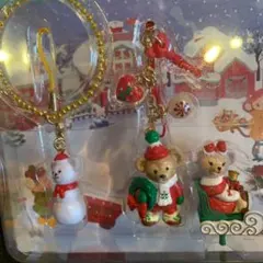 新品☆未使用　ダッフィー　クリスマス　ストラップ　イヤホンジャック