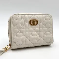 近年！極美品✨Dior CARO スカーレットウォレット 二つ折り財布 白 CD