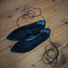 サイズ23cm，黒 スエード、レースアップ フラットシューズ