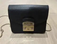 フルラ　チェーン　ショルダーバッグ　ブラック