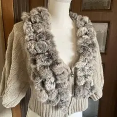 美品　ファー付きカーディガン