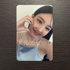 ①TWICE ナヨン healing bird トレカ