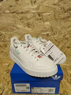 Item thumbnail for item 88627780-b245-4374-9a56-ffb3e605346e