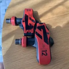 TIME ビンディングペダル 黒/赤 クリート付き TIME ビンディングペダル 黒/赤 クリート付き Timeペダルの特徴・種類