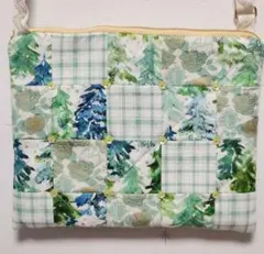 ハンドメイド作品☆パッチワークのサコッシュ