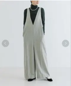 グレー Vネック サロペット【URBAN RESEARCH】