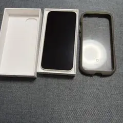 Apple iPhone 13 本体　256GB ホワイト
