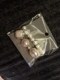 【新品 未使用】パールとストーンのヘアピン2個セット