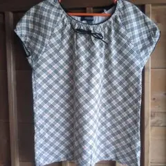 美品　BURBERRY チェック柄 Tシャツ 150A